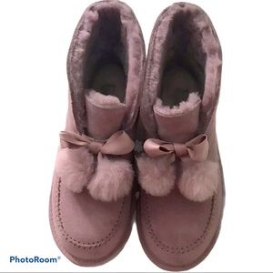 ⭐️NWOT, UGG KALLEN BOOTS/SLIPPERS, AUTHENTIC,
